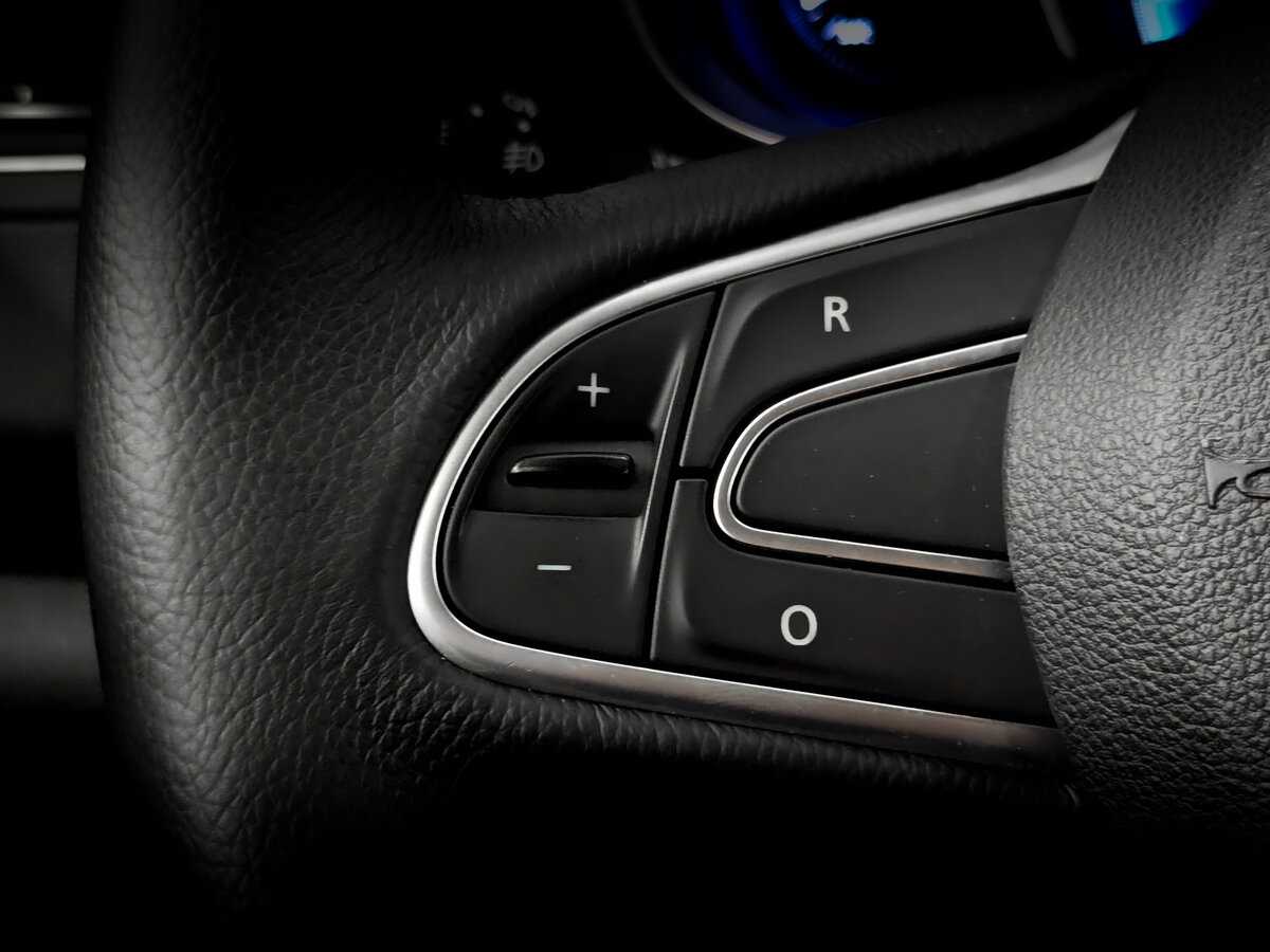 Renault Koleos с пробегом — 2017 год. Фото: #29