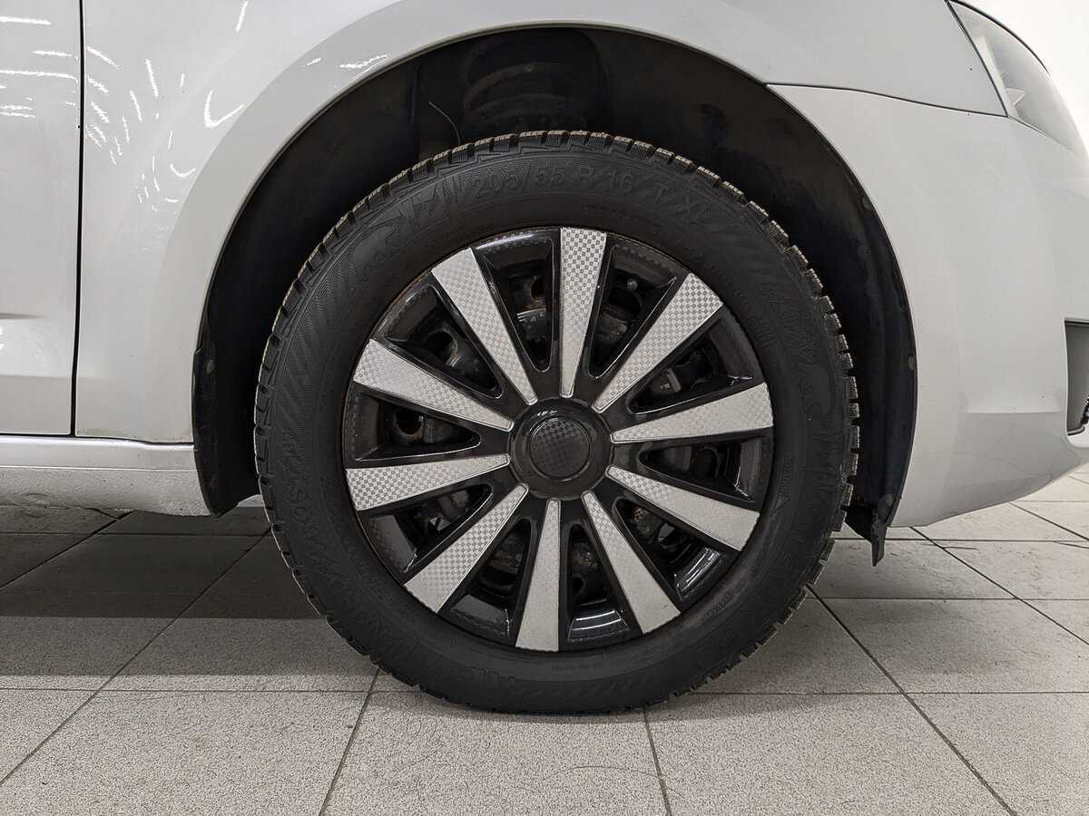 Skoda Octavia с пробегом — 2016 год. Фото: #11