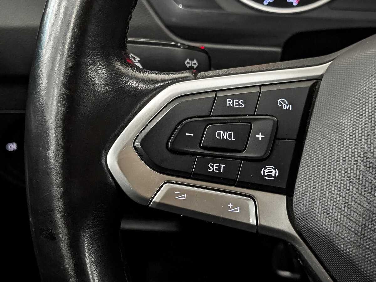 Volkswagen Tiguan с пробегом — 2021 год. Фото: #25