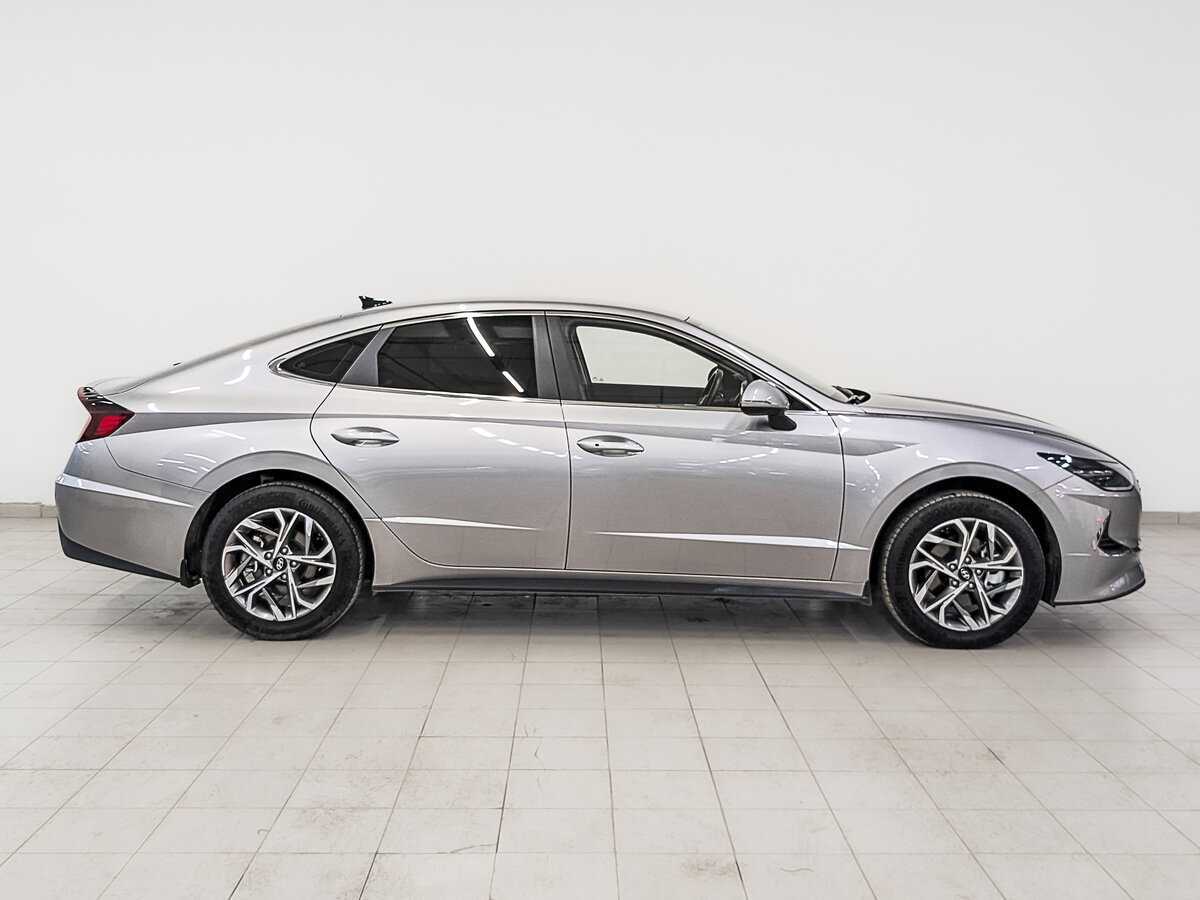 Hyundai Sonata с пробегом — 2022 год. Фото: #3