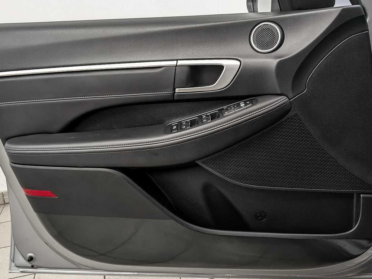 Hyundai Sonata с пробегом — 2022 год. Фото: #18
