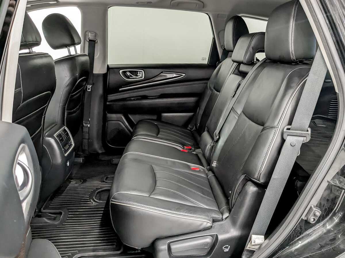 Infiniti QX60 с пробегом — 2017 год. Фото: #11