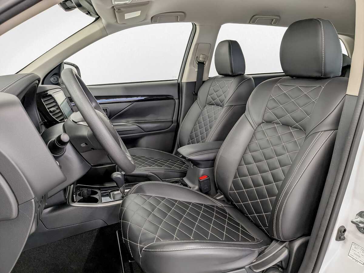 Mitsubishi Outlander с пробегом — 2022 год. Фото: #17