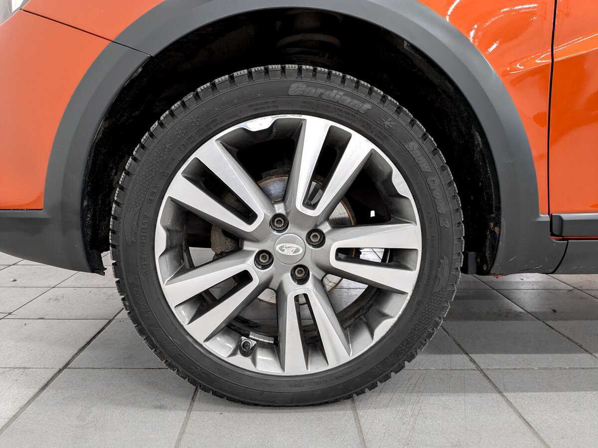 Lada (ВАЗ) Vesta с пробегом — 2019 год. Фото: #16