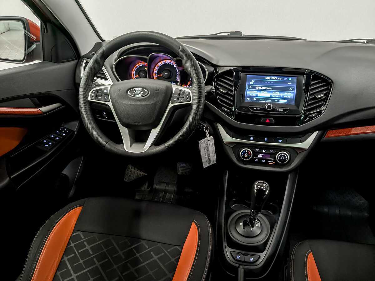 Lada (ВАЗ) Vesta с пробегом — 2019 год. Фото: #28