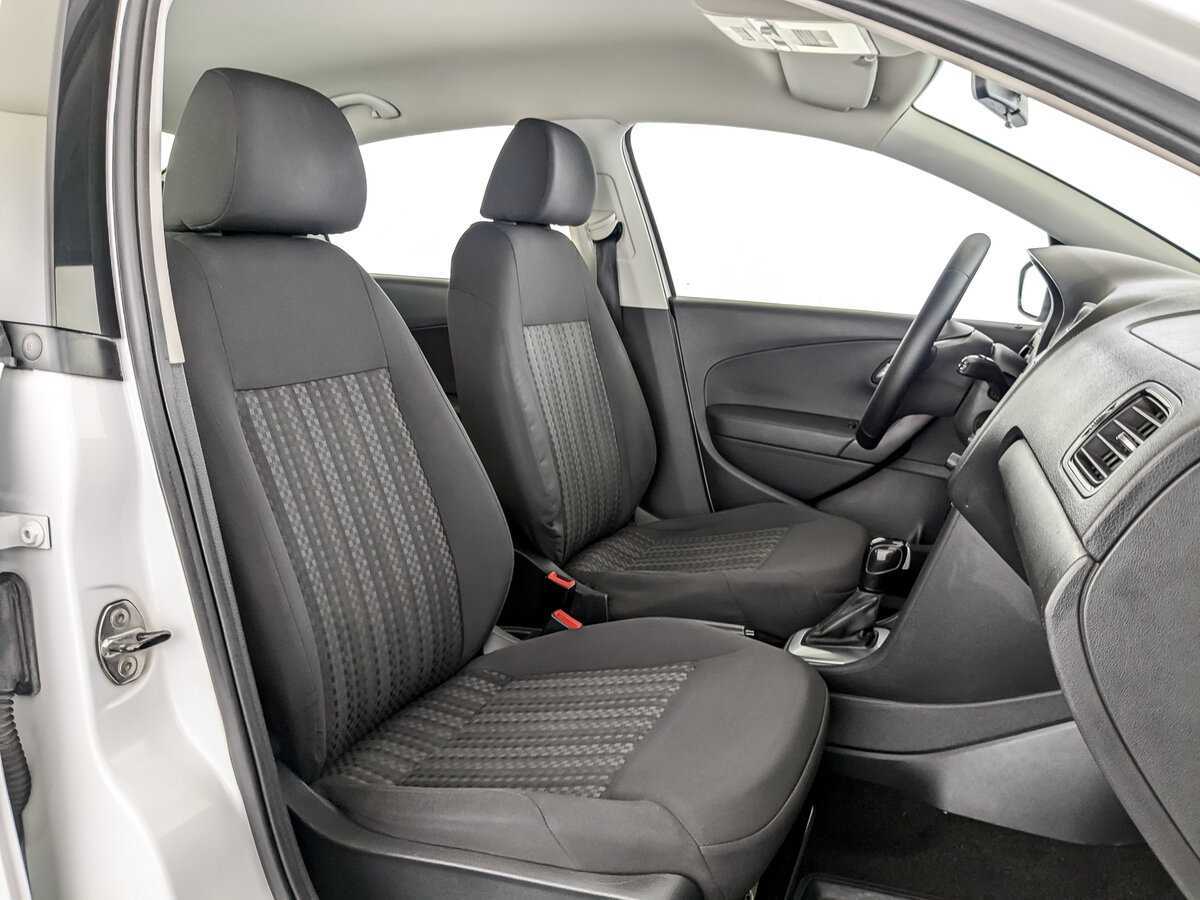 Volkswagen Polo с пробегом — 2020 год. Фото: #20