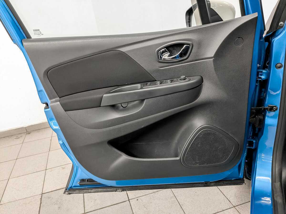 Renault Kaptur с пробегом — 2016 год. Фото: #16