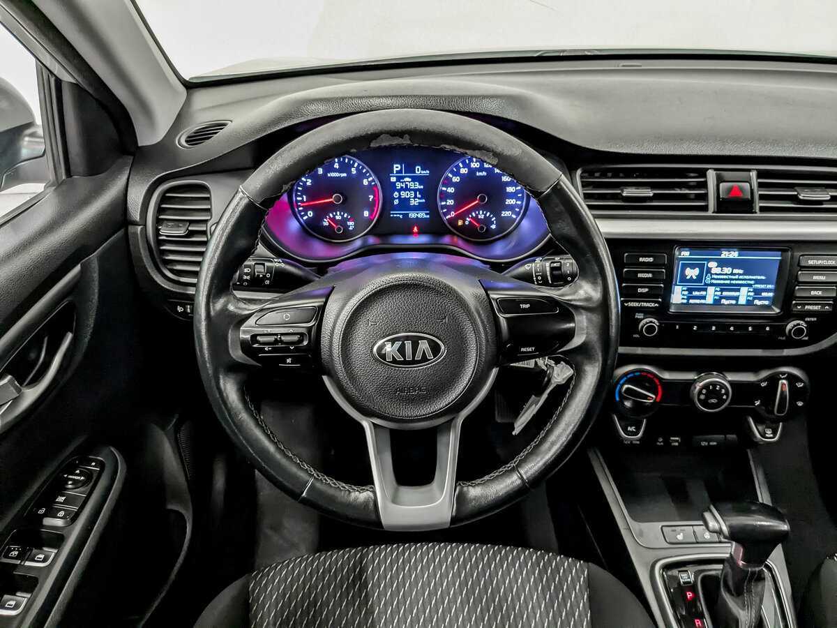 Kia Rio с пробегом — 2020 год. Фото: #20