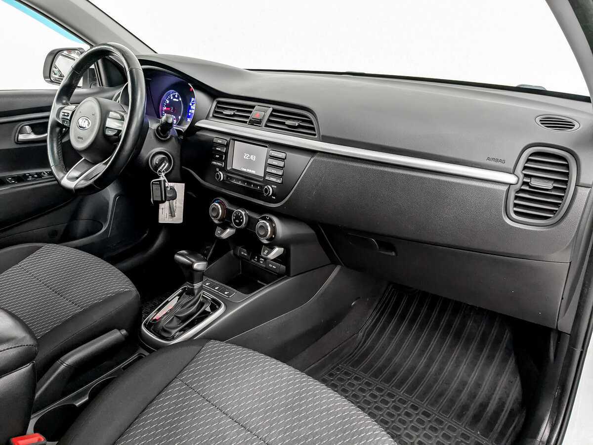 Kia Rio с пробегом — 2017 год. Фото: #10