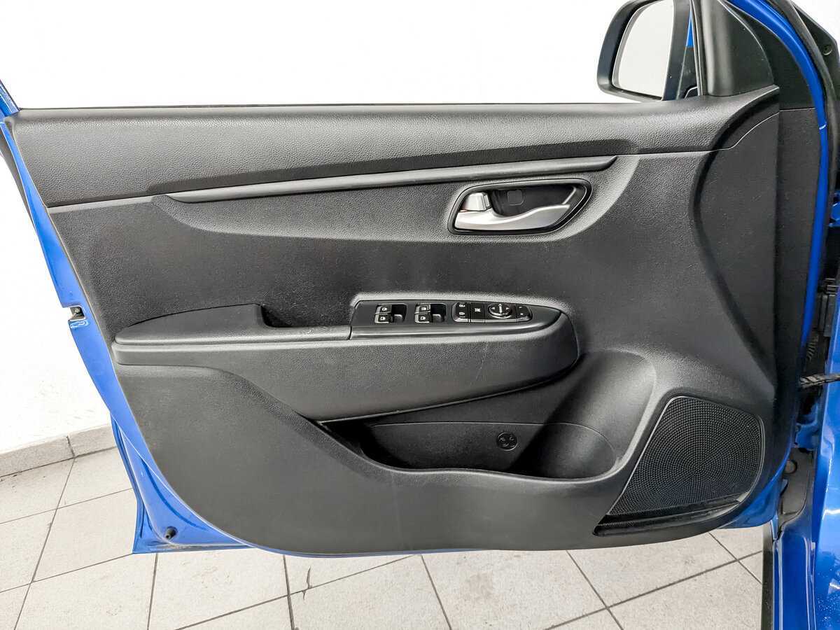 Kia Rio с пробегом — 2019 год. Фото: #18