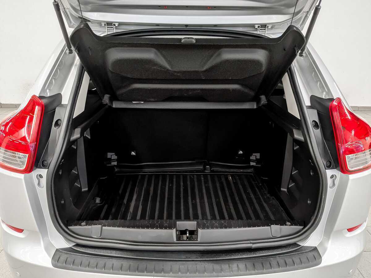 Lada (ВАЗ) XRAY с пробегом — 2019 год. Фото: #9