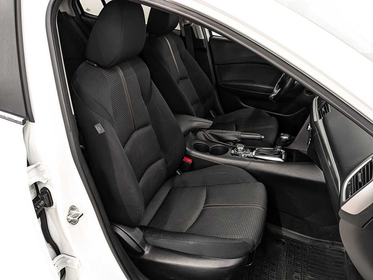 Mazda 3 с пробегом — 2018 год. Фото: #21