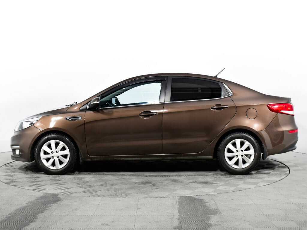 Kia Rio с пробегом — 2015 год. Фото: #7