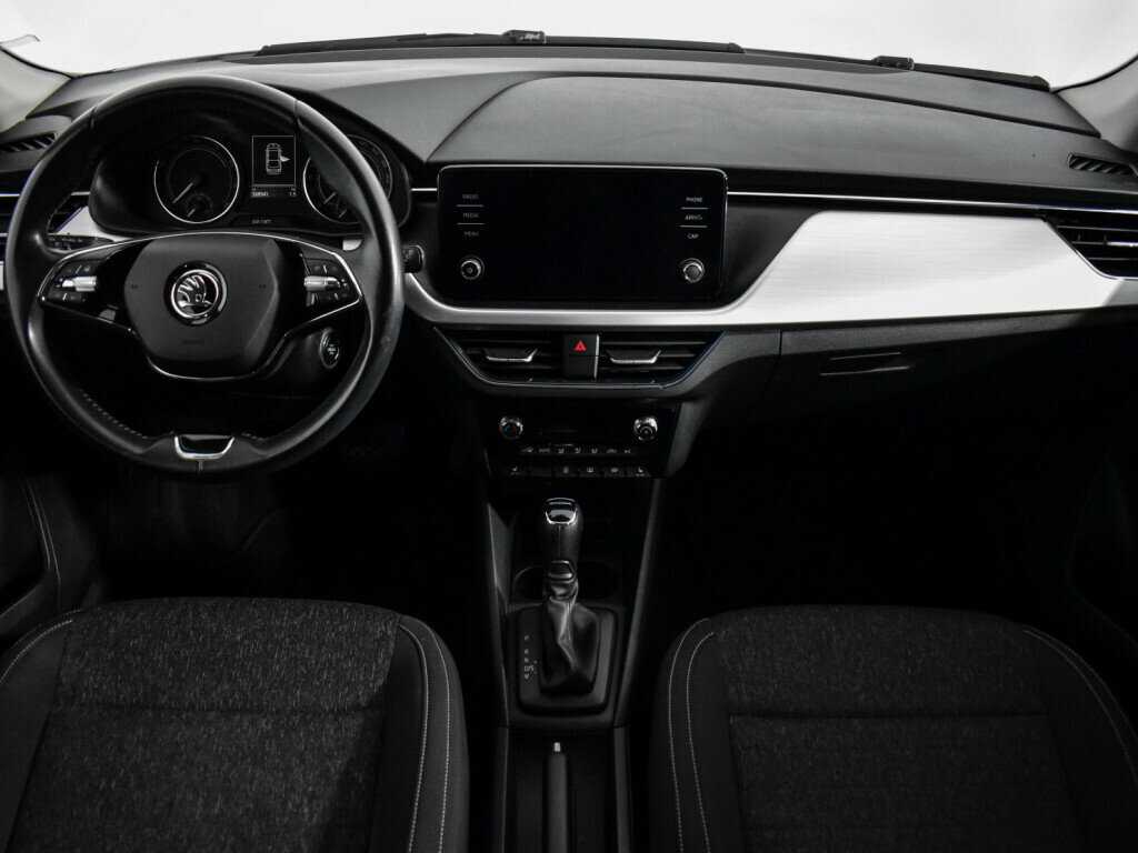 Skoda Rapid с пробегом — 2020 год. Фото: #12