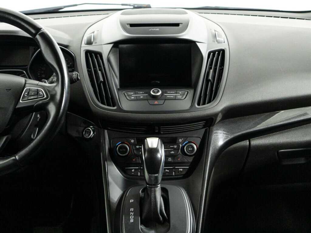 Ford Kuga с пробегом — 2017 год. Фото: #13