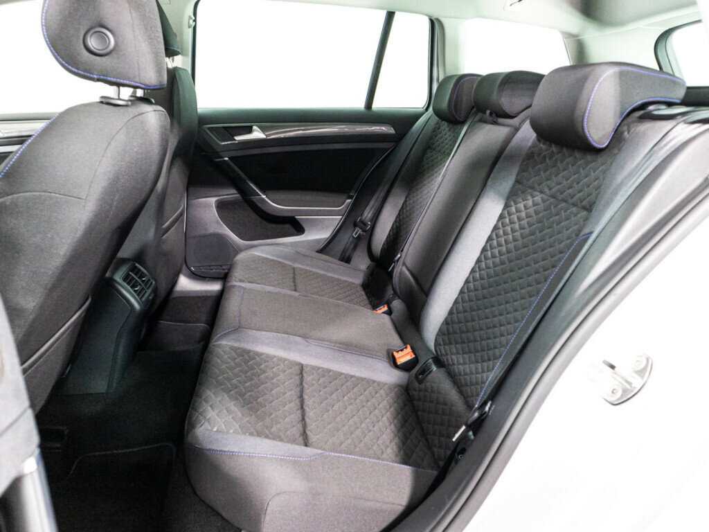 Volkswagen Golf с пробегом — 2018 год. Фото: #9