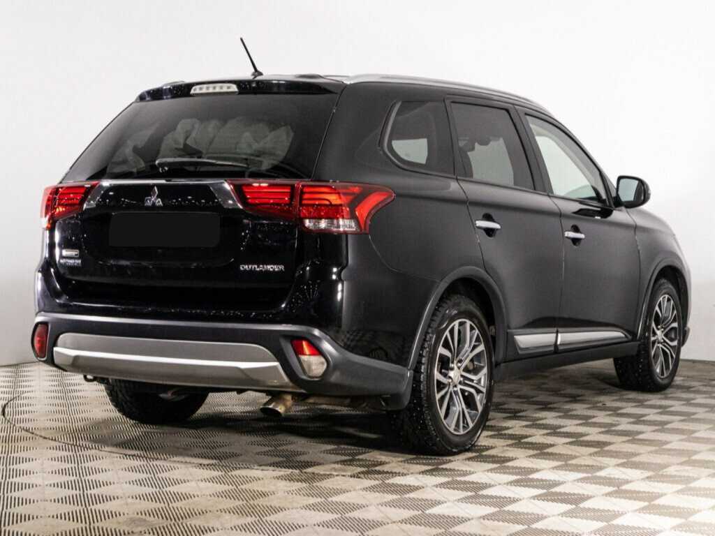 Mitsubishi Outlander с пробегом — 2016 год. Фото: #4