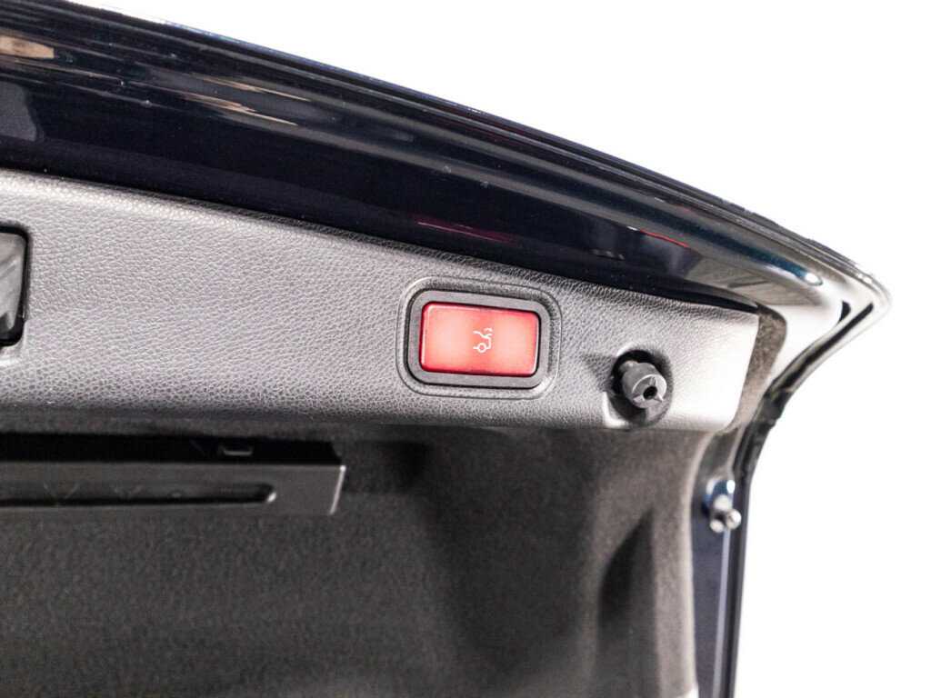 Mercedes-Benz E-Класс с пробегом — 2017 год. Фото: #14