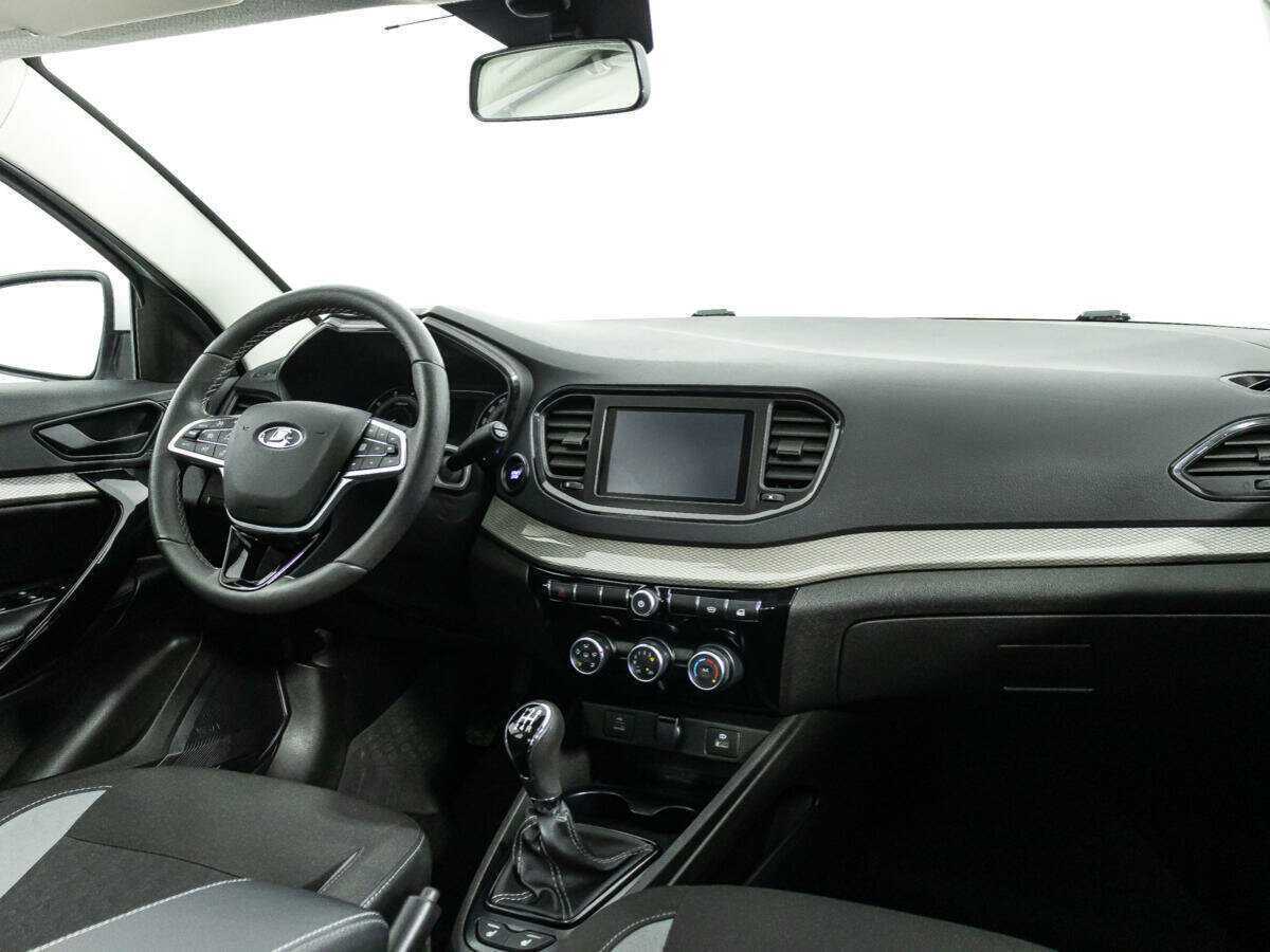 Lada (ВАЗ) Vesta с пробегом — 2023 год. Фото: #8