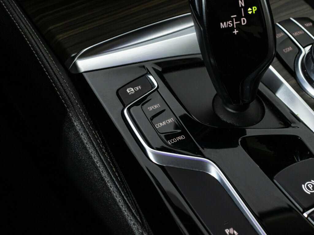 BMW 5 серии с пробегом — 2017 год. Фото: #19