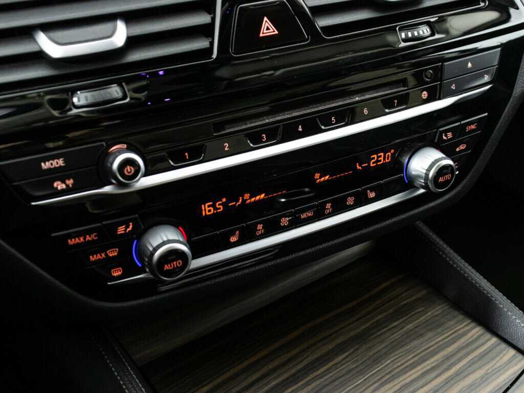 BMW 5 серии с пробегом — 2017 год. Фото: #20