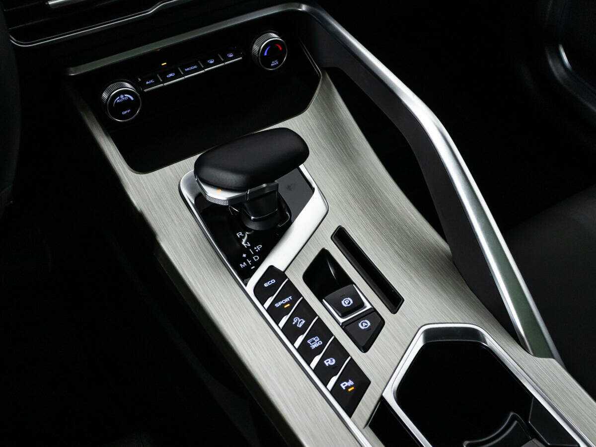 Geely Coolray с пробегом — 2023 год. Фото: #17