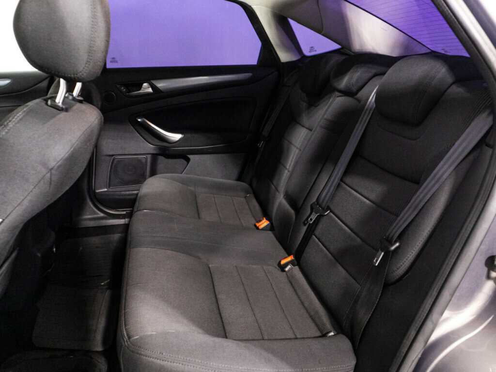 Ford Mondeo с пробегом — 2012 год. Фото: #9