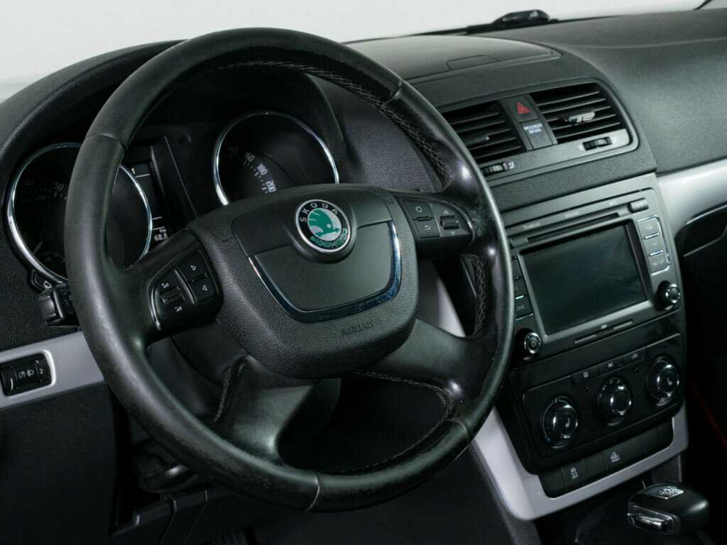 Skoda Yeti с пробегом — 2012 год. Фото: #11