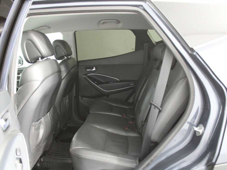 Hyundai Santa Fe с пробегом — 2018 год. Фото: #7