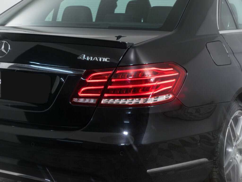 Mercedes-Benz E-Класс с пробегом — 2013 год. Фото: #17