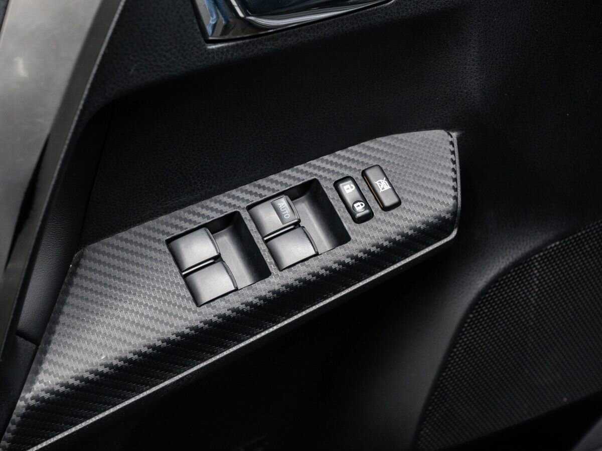 Toyota RAV4 с пробегом — 2013 год. Фото: #14