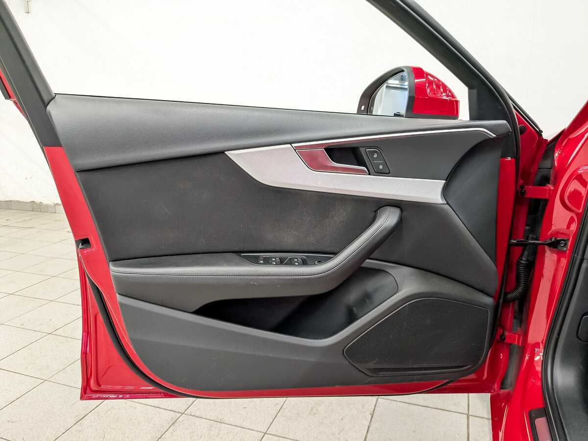 Audi A4 с пробегом — 2017 год. Фото: #16