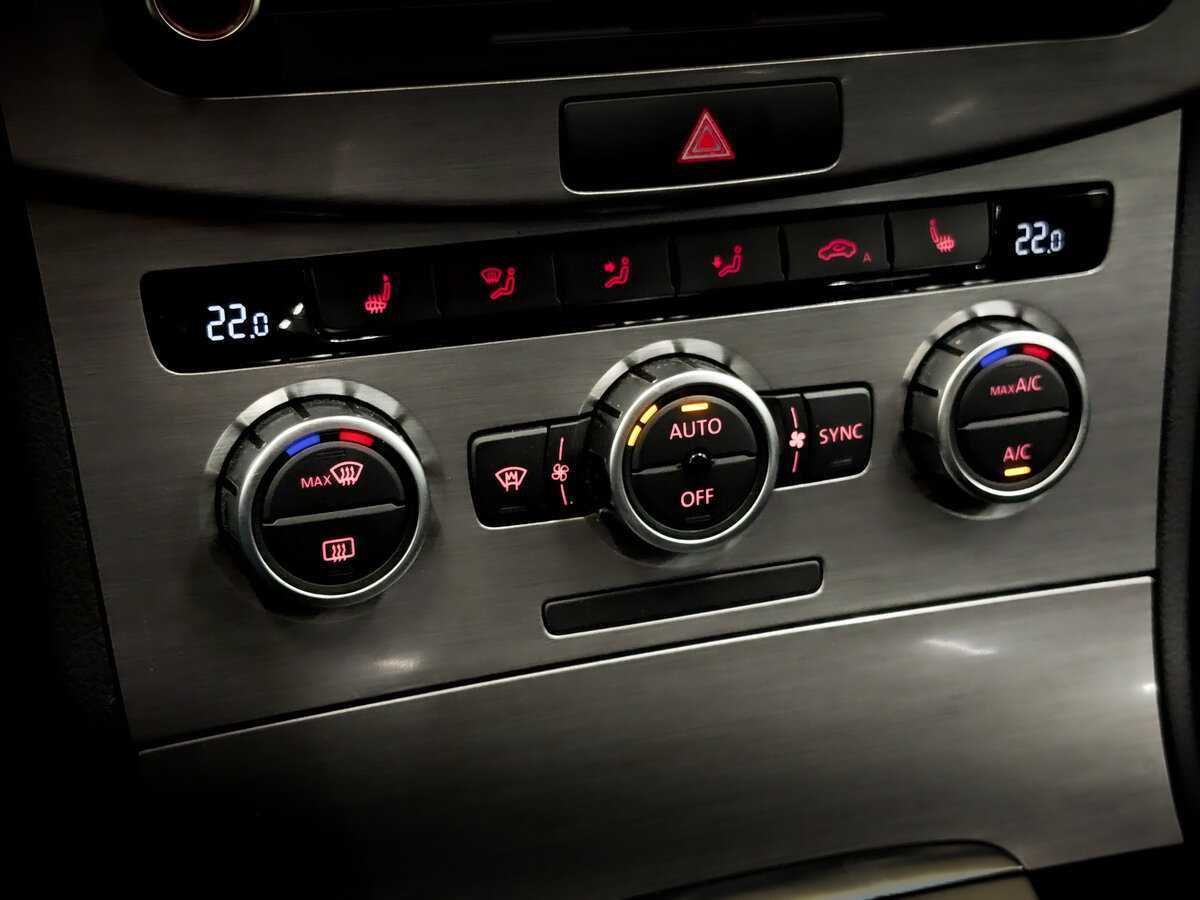 Volkswagen Passat с пробегом — 2012 год. Фото: #22