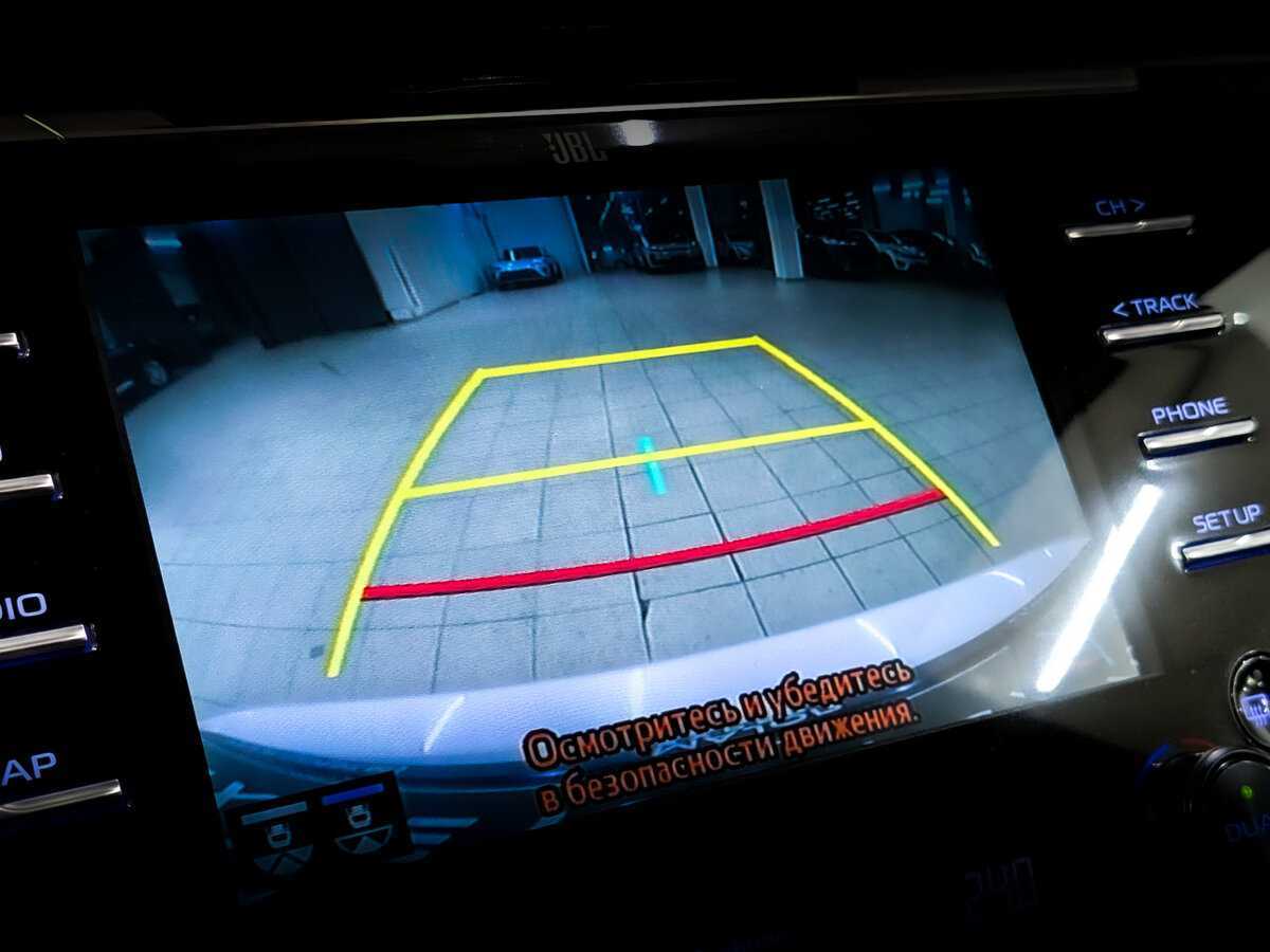 Toyota Camry с пробегом — 2019 год. Фото: #24