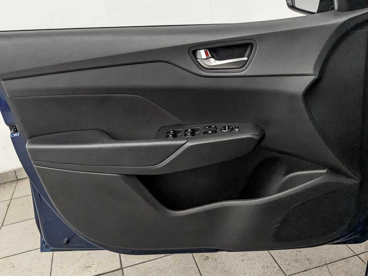 Hyundai Solaris с пробегом — 2021 год. Фото: #16