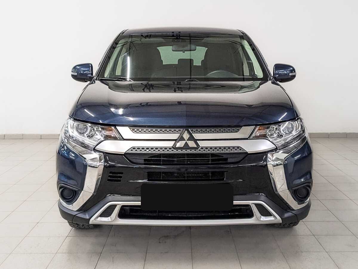Mitsubishi Outlander с пробегом — 2019 год. Фото: #1