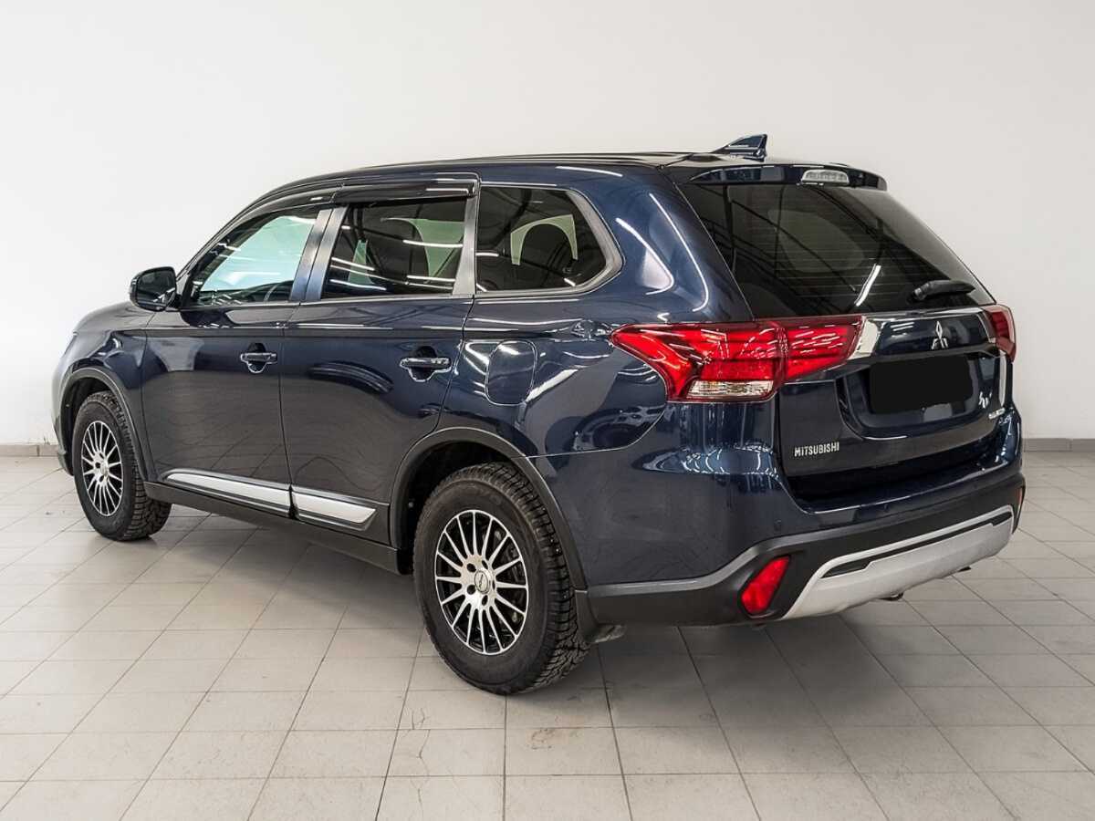 Mitsubishi Outlander с пробегом — 2019 год. Фото: #6