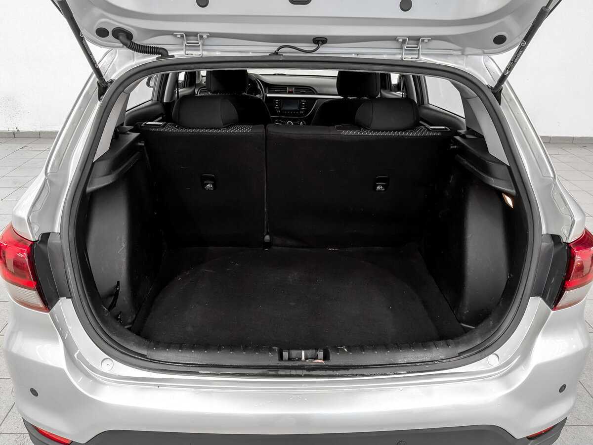 Kia Rio с пробегом — 2020 год. Фото: #8