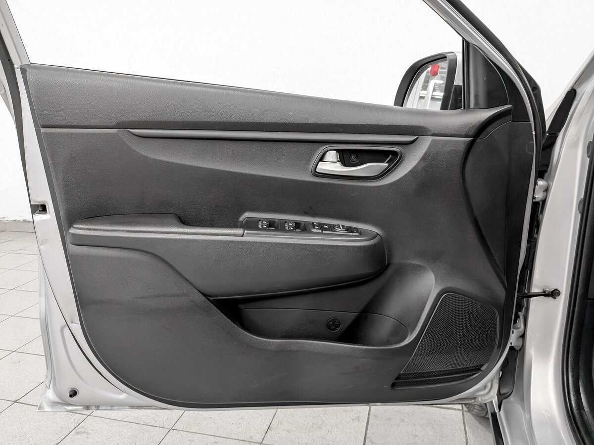 Kia Rio с пробегом — 2020 год. Фото: #15