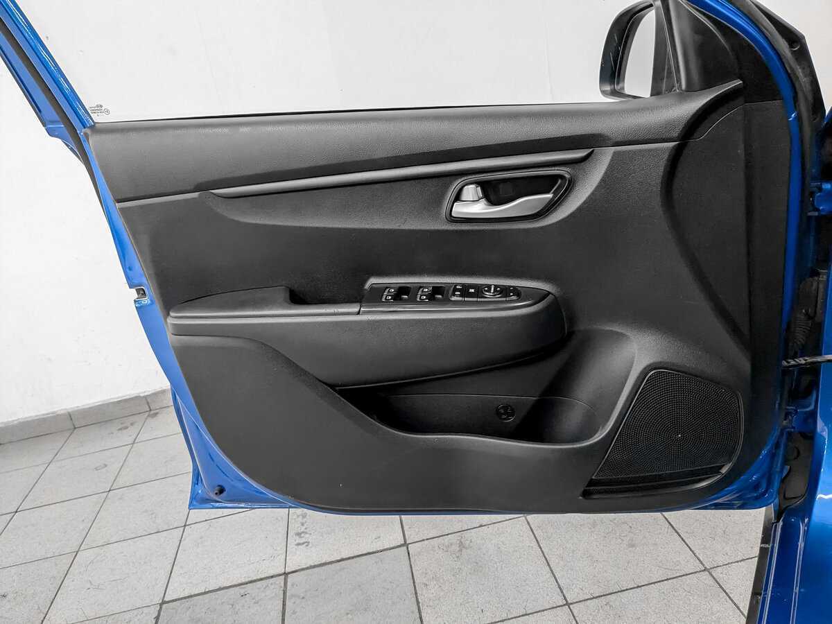 Kia Rio с пробегом — 2020 год. Фото: #18