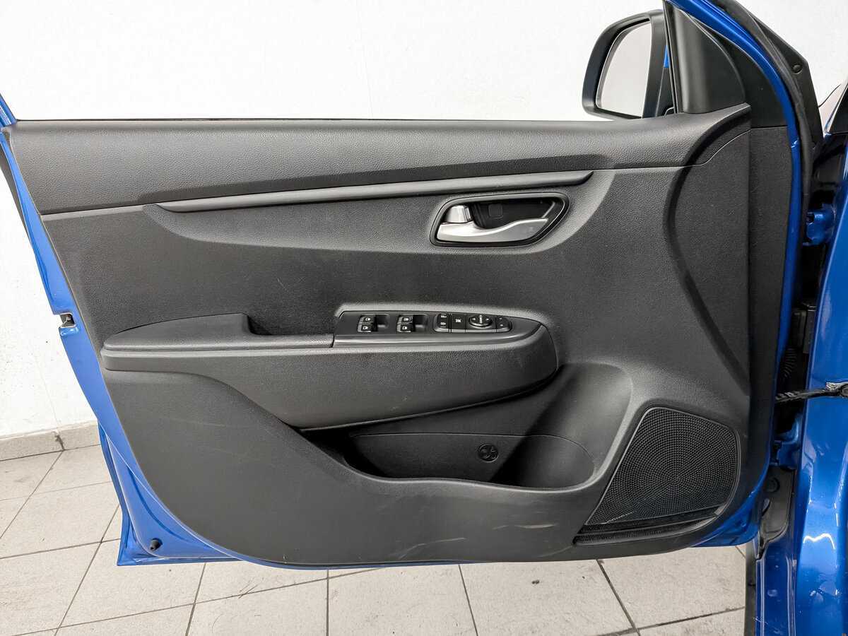 Kia Rio с пробегом — 2020 год. Фото: #16