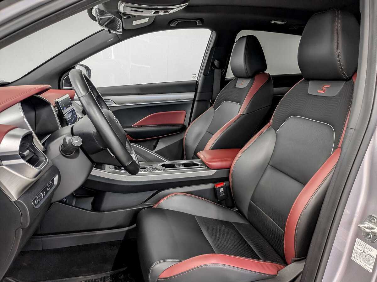 Geely Coolray с пробегом — 2023 год. Фото: #19