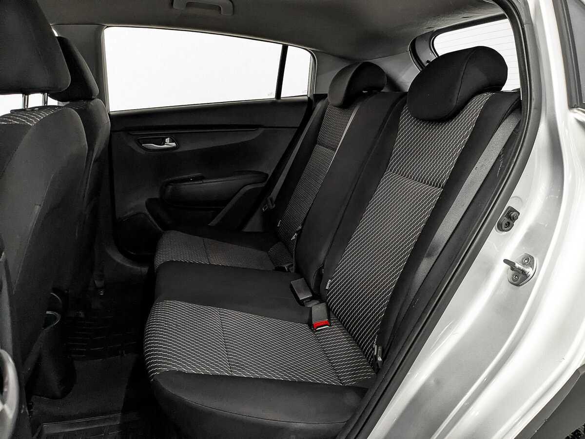 Kia Rio с пробегом — 2020 год. Фото: #15