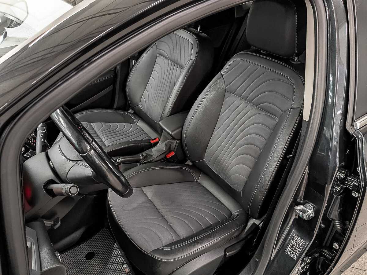 Opel Astra с пробегом — 2014 год. Фото: #17