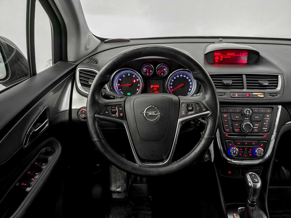Opel Mokka с пробегом — 2014 год. Фото: #18