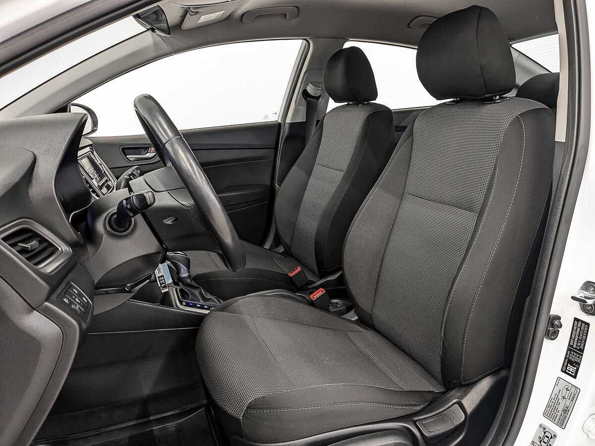 Hyundai Solaris с пробегом — 2019 год. Фото: #17