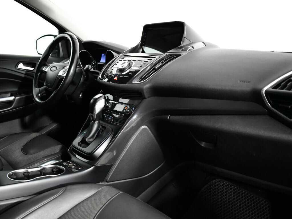 Ford Kuga с пробегом — 2013 год. Фото: #8