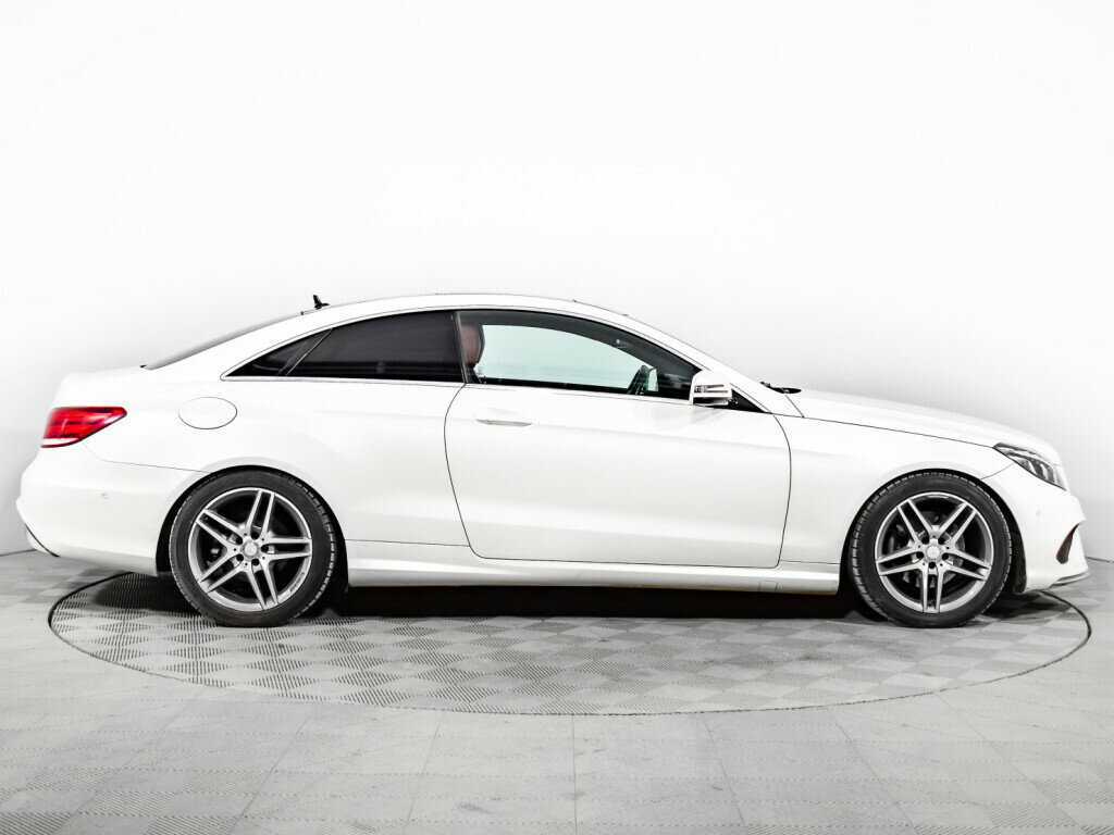 Mercedes-Benz E-Класс с пробегом — 2016 год. Фото: #3