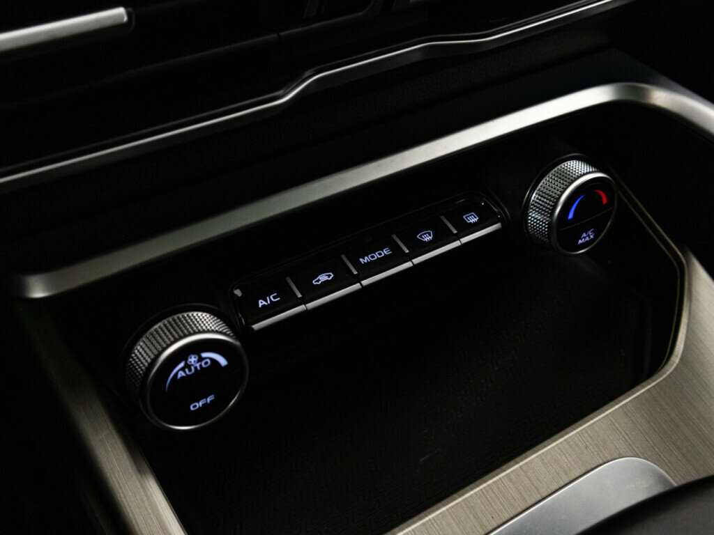 Geely Coolray с пробегом — 2023 год. Фото: #17