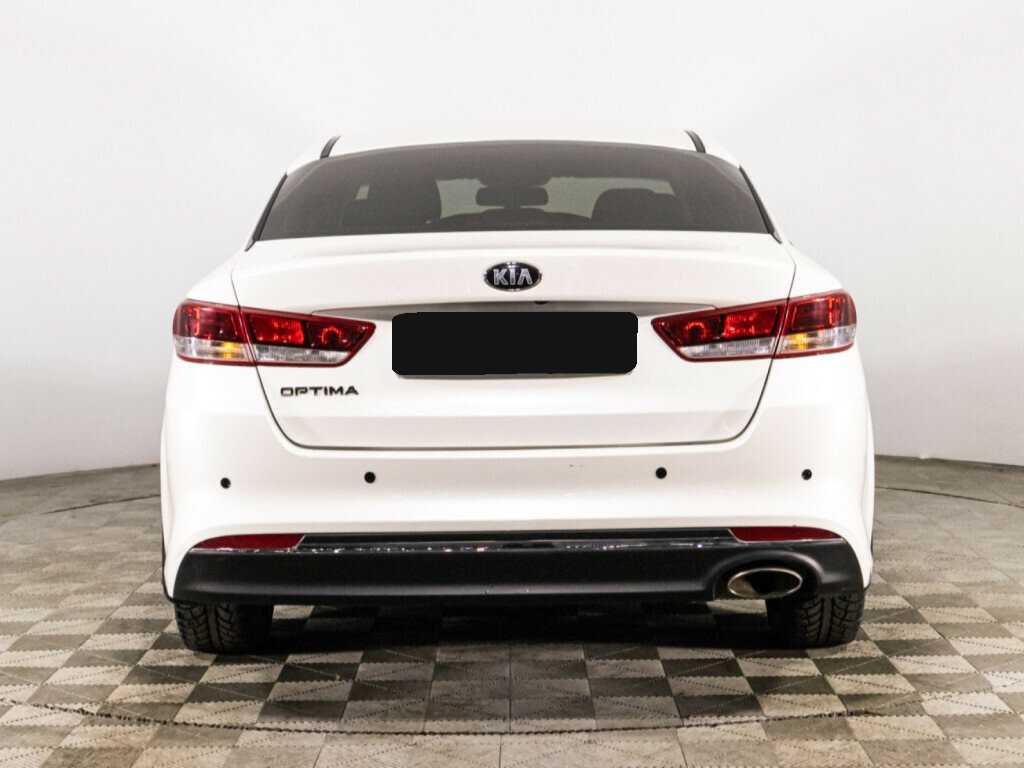 Kia Optima с пробегом — 2016 год. Фото: #5